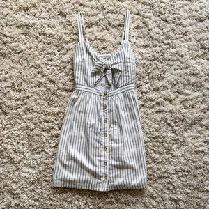 Abercrombie & Fitch Tie-Front Cut-Out Dress